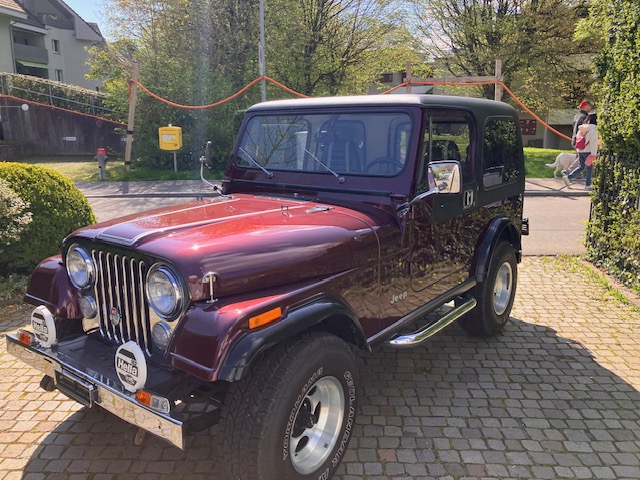 JEEP CJ-7  5.0 V8