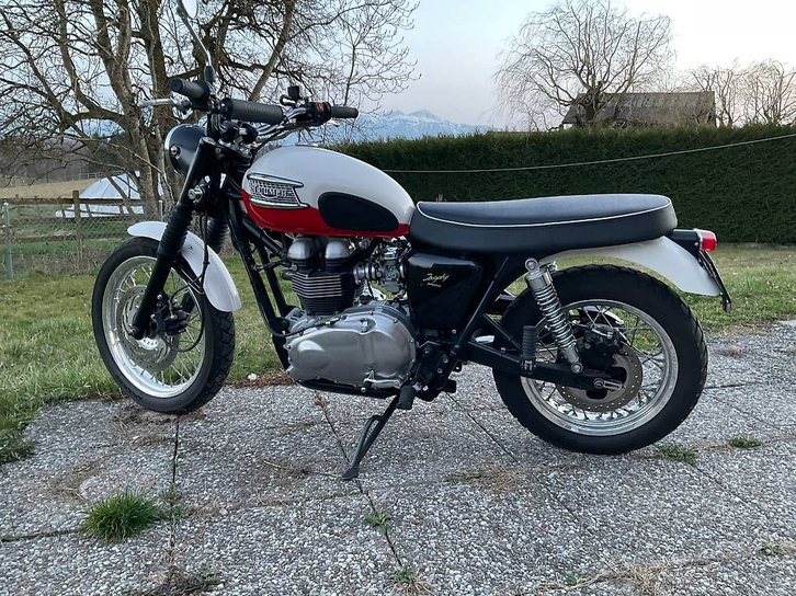 TRIUMPH Scrambler 900 TRIUMPH Scrambler 900