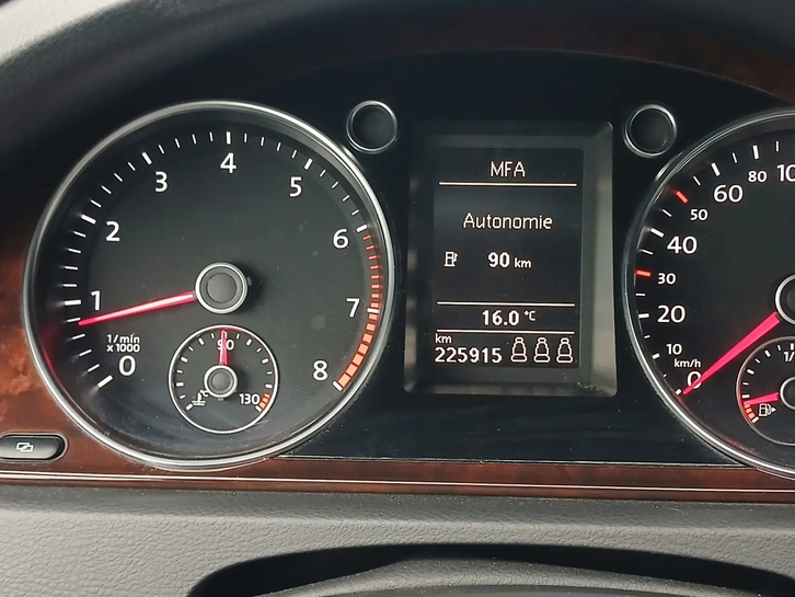 VW Passat 2.0 TSI Highline - Top Austattung VW VW Passat 2.0 TSI Highline DSG
