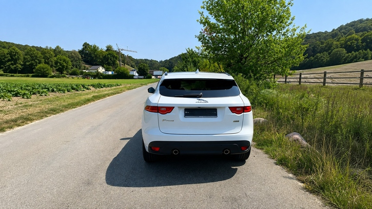 Jaguar F-Pace R-Sport AWD Occasion Schweiz Jaguar Jaguar F-Pace 2.0 T 250 R-Sport AWD
