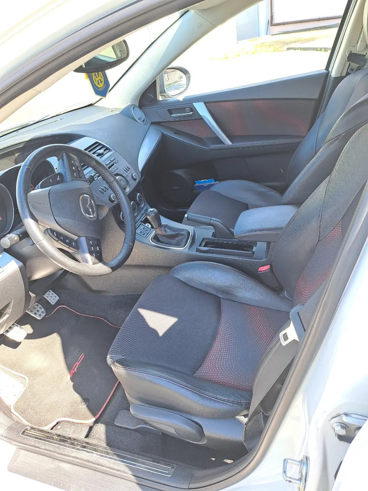 Mazda 3 MPS Turbo Hatchback: Sportlich und Modern Mazda Mazda 3 Hatchback 2.3 DISI Turbo MPS
