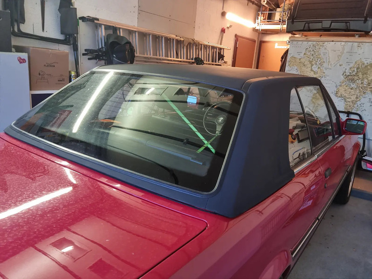 BMW E30 Cabriolet 325i ABS - Neuwertig & Stilvoll BMW BMW 3er Reihe E30 Cabriolet 325i ABS
