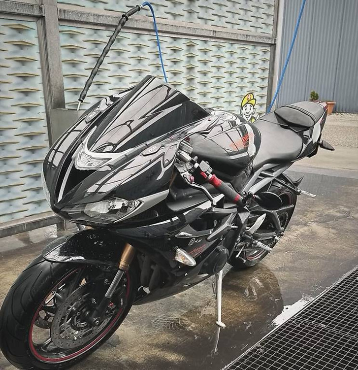 TRIUMPH Daytona 675 ABS TRIUMPH Daytona 675 ABS