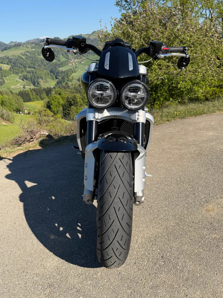 TRIUMPH Rocket 3 GT: Leistungsstarke Cruiser TRIUMPH TRIUMPH Rocket 3 GT