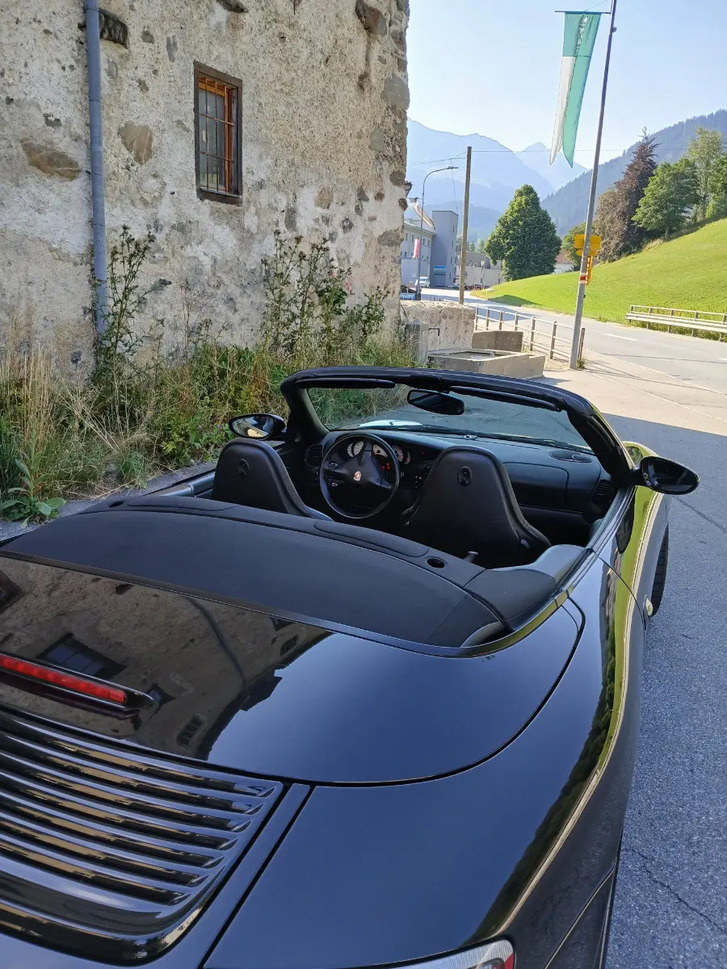 Porsche 911 Carrera 4 Coupé - Top Ausstattung Porsche Porsche 911 Coupé 3.4 Carrera 4