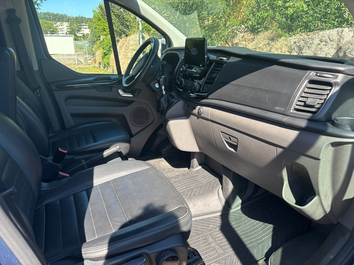 Ford Transit Custom 340 L1 Trail, gepflegter Zustand Ford Ford Transit C Kombi 340 L1 2.0 TDCi 130 Trend HEV2
