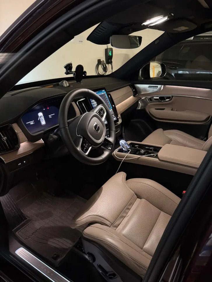 Volvo XC90 2.0 T8 TE Ultra Dark eAWD