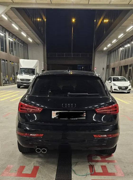 Audi Q3 2.0 TDI quattro S-Tronic - Vollausstattung Audi Audi Q3 2.0 TDI 184 quattro S-Tronic
