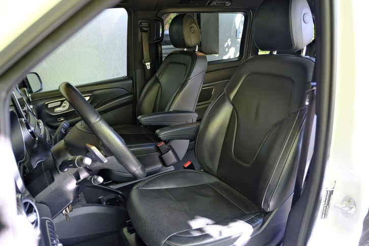 Mercedes-Benz V-Klasse V 250 d Swiss Edition Van Mercedes-Benz Mercedes-Benz V-Klasse V447 Van V 250 d BlueTec Swiss Ed.lang