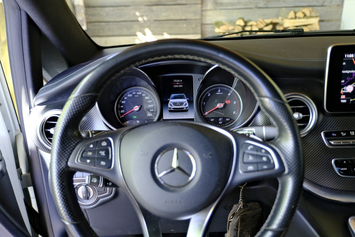 Mercedes-Benz V-Klasse V 250 d Swiss Edition Van Mercedes-Benz Mercedes-Benz V-Klasse V447 Van V 250 d BlueTec Swiss Ed.lang