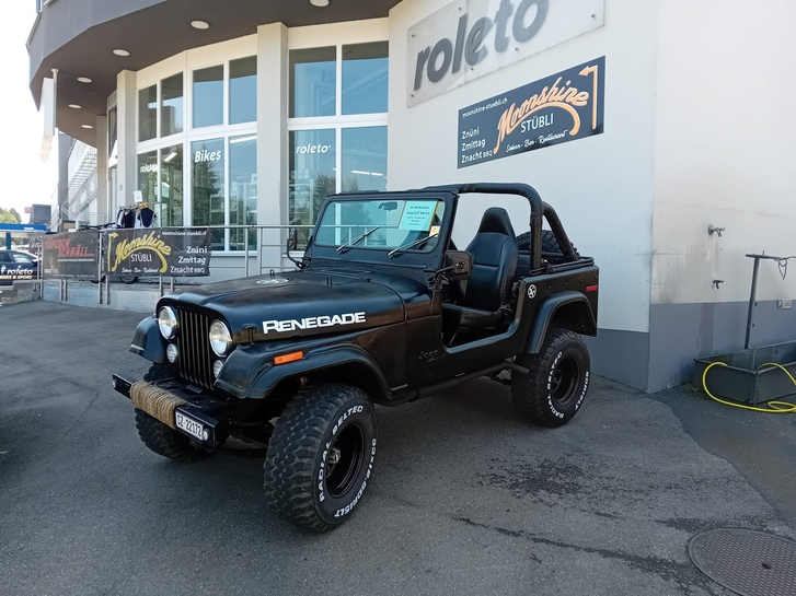 JEEP CJ-7 Renegade V8 JEEP CJ-7 Renegade V8