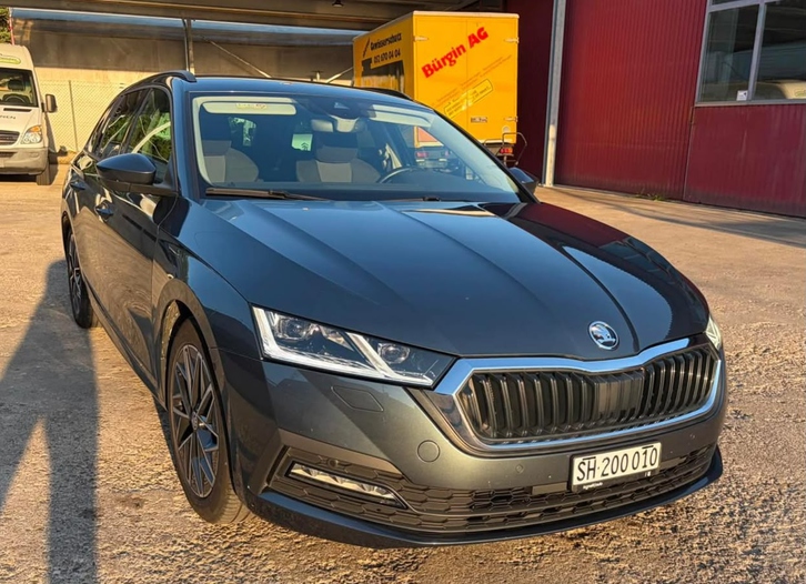 Skoda Octavia Combi 2.0 TDI 150 Ambition DSG Skoda Octavia Combi 2.0 TDI 150 Ambition DSG