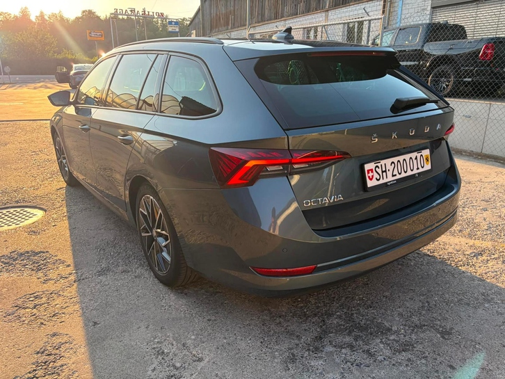 Skoda Octavia Combi 2.0 TDI 150 PS DSG in Top-Zustand Skoda Skoda Octavia Combi 2.0 TDI 150 Ambition DSG