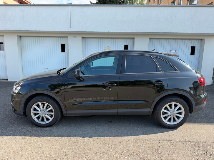 Audi Q3 2.0 TFSI quattro S-Tronic Audi Q3 2.0 TFSI quattro S-Tronic