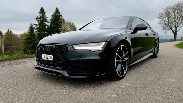 Audi RS7 Sportback 4.0 V8 TFSI perform. qu. T-Tr. Audi RS7 Sportback 4.0 V8 TFSI perform. qu. T-Tr.