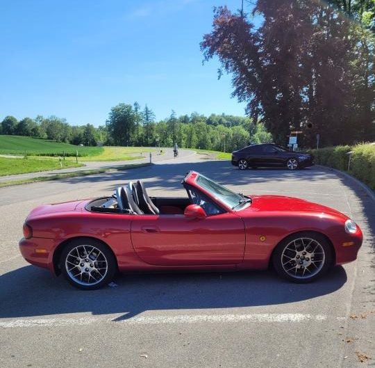 Mazda MX-5 1.8 Colour & Sound