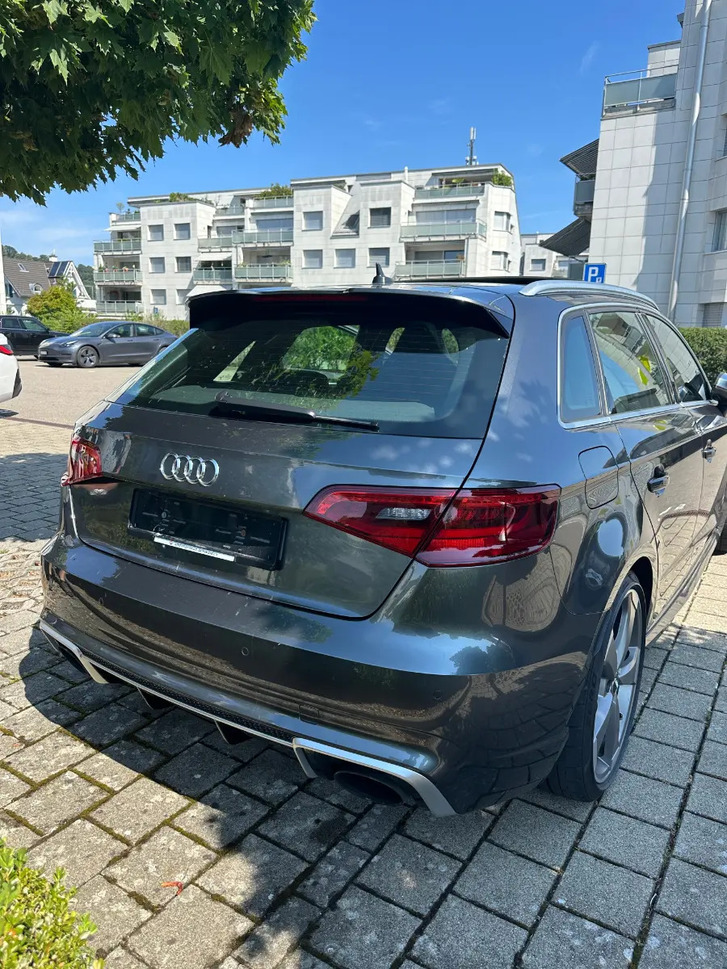Audi RS3 Sportback 2.5 T FSI quattro S-Tronic