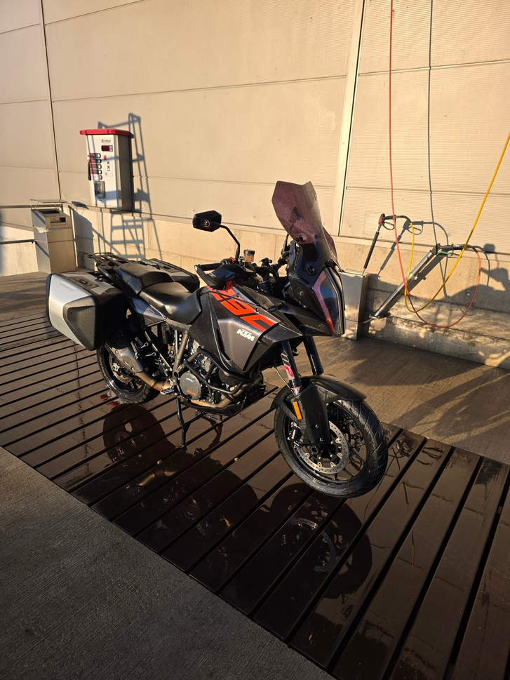 KTM 1290 Super Adventure S KTM 1290 Super Adventure S