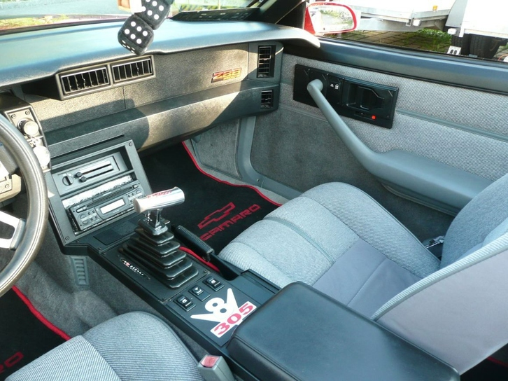 Klassischer Chevrolet Camaro IROC Z28 Cabrio zu verkaufen CHEVROLET CHEVROLET Camaro 5.0 V8 IROC Z28 Convertible