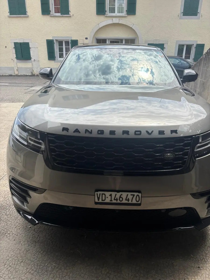 Land Rover Range Rover Velar 2.0 T 300 R-Dynamic HSE
