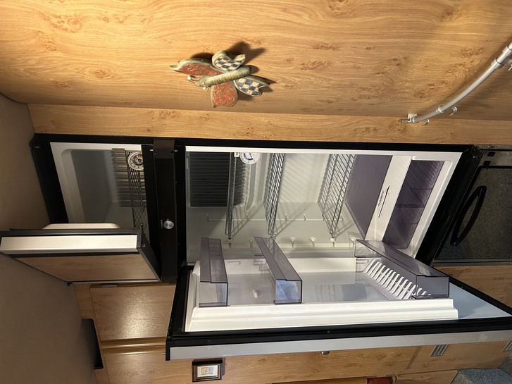 Mercedes Sprinter 416 CDI: Luxus Wohnmobil MERCEDES-BENZ MERCEDES-BENZ Sprinter 416 CDI Carthago Mondial 46R