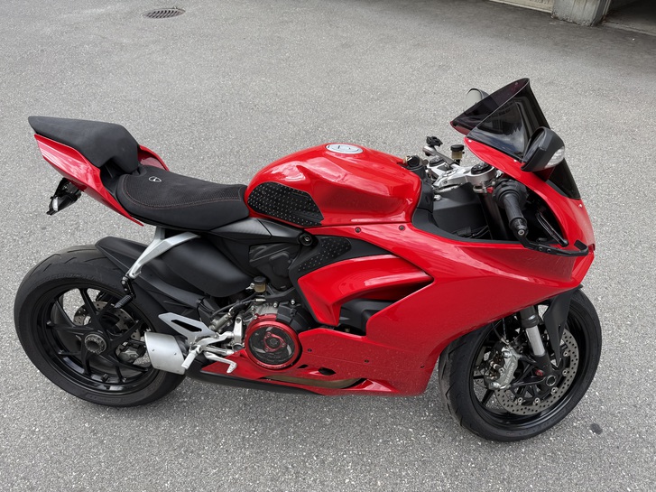 DUCATI Panigale V2 mit ABS - Jetzt entdecken DUCATI DUCATI Panigale V2