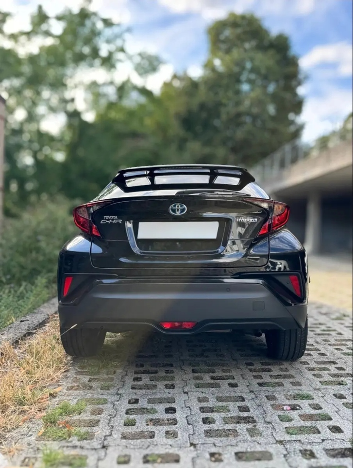 Toyota C-HR 1.8 VVTi HSD Trend