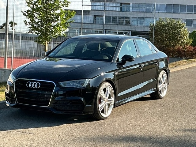 Audi A3 Limousine 1.8 T FSI Attraction quattro S-Tronic Audi A3 Limousine 1.8 T FSI Attraction quattro S-Tronic
