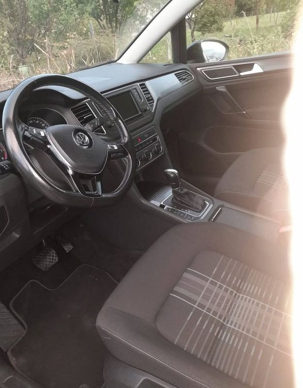 VW Golf VII Sportsvan 2015 - Komfort und Sicherheit VW VW Golf VII Sportsvan 1.4 TSI 125 Comfortline DSG
