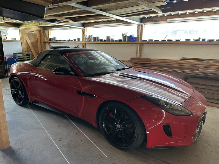 Jaguar F-Type Convertible 5.0 V8 S Jaguar F-Type Convertible 5.0 V8 S