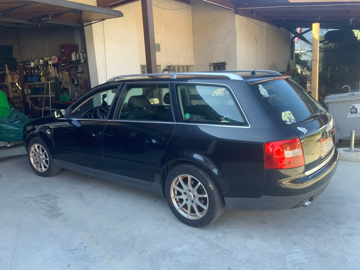 Audi A6 Avant 2.5 V6 24V TDI