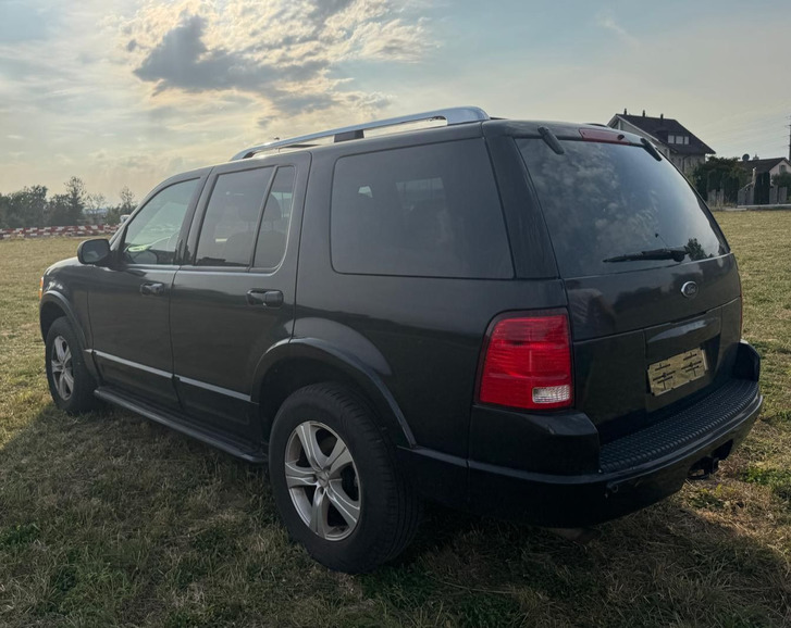 Ford Explorer 4.6 V8 SUV in der Schweiz FORD FORD Explorer 4.6 V8