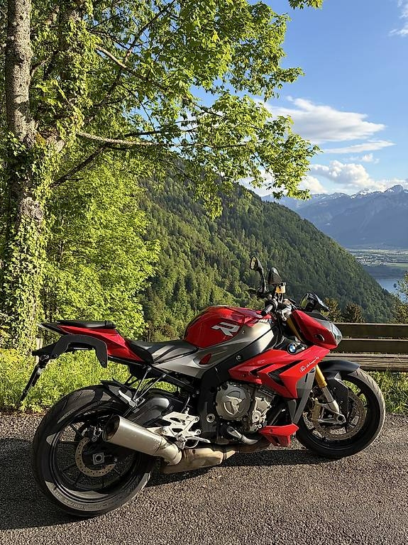 BMW S 1000 R BMW S 1000 R