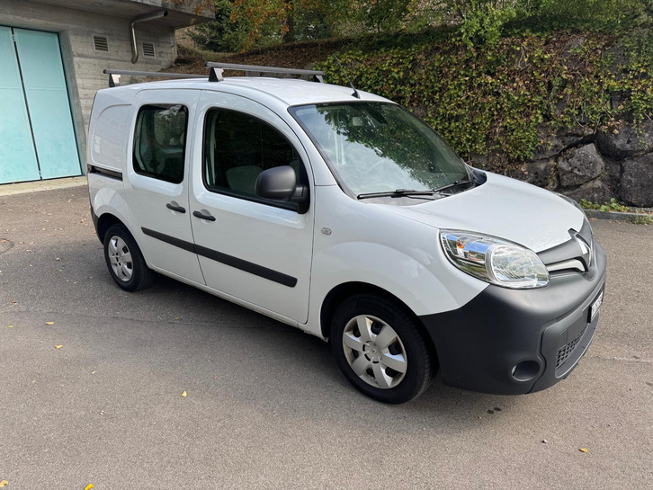 RENAULT 1.5 dCi 95 Business S/S 4P RENAULT 1.5 dCi 95 Business S/S 4P