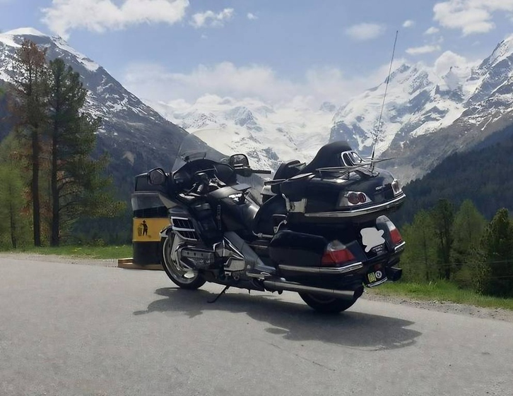 Top gepflegte Honda Goldwing GL 1800 zu verkaufen HONDA HONDA GL 1800 A Goldwing