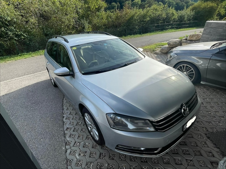 VW Passat Variant 2.0 TDI 170 BlueMT Comfortline VW Passat Variant 2.0 TDI 170 BlueMT Comfortline