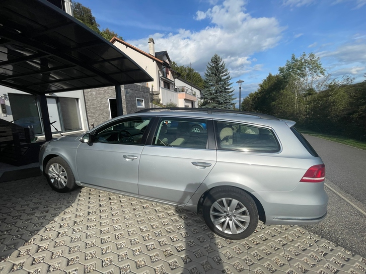VW Passat Variant 2.0 TDI 170 BlueMT Comfortline VW VW Passat Variant 2.0 TDI 170 BlueMT Comfortline