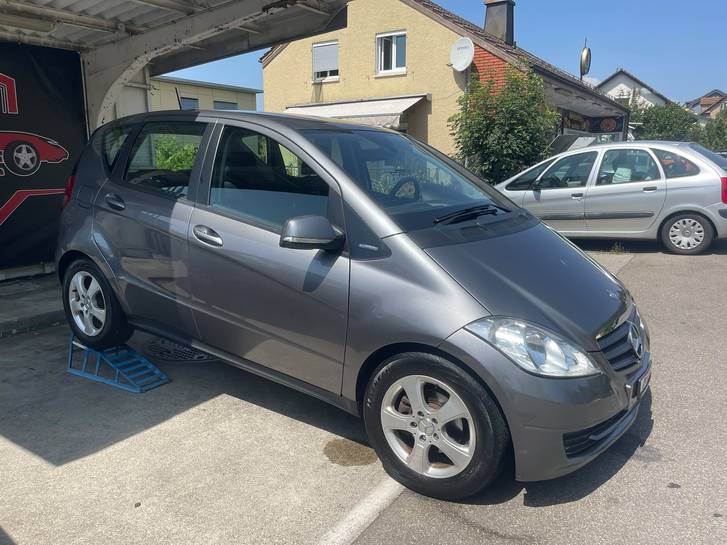 Mercedes-Benz A-Klasse W169 A 180 BlueEF Classic Mercedes-Benz A-Klasse W169 A 180 BlueEF Classic