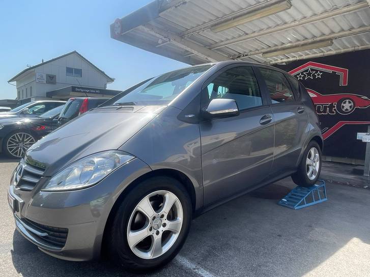 Mercedes-Benz A 180 W169 BlueEF Classic in Top-Zustand Mercedes-Benz Mercedes-Benz A-Klasse W169 A 180 BlueEF Classic