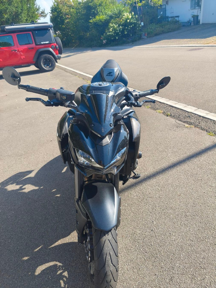 KAWASAKI Z 900