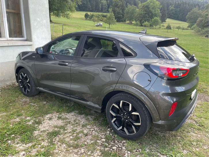 Ford Puma 1.0 EcoB Hybrid ST-Line X Ford Puma 1.0 EcoB Hybrid ST-Line X