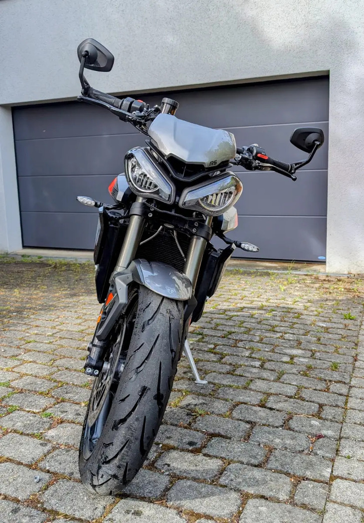 Triumph Street Triple RS 765 - Top Zustand TRIUMPH TRIUMPH Street Triple RS 765