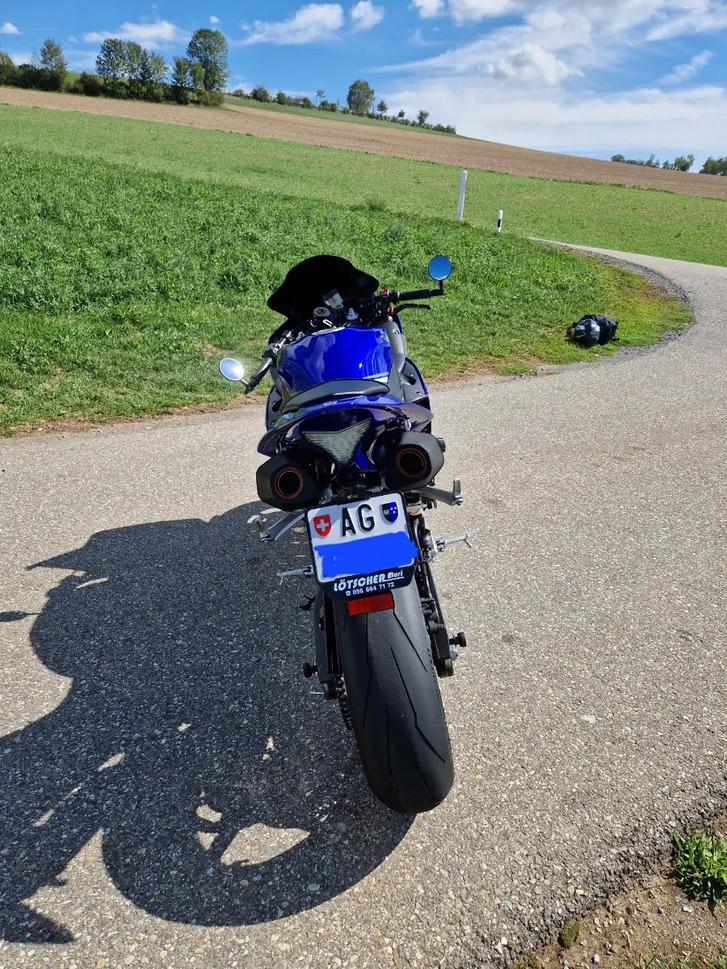 YAMAHA YZF-R1 50th Anniversary, top Zustand YAMAHA YAMAHA YZF-R1 50th Anniversary