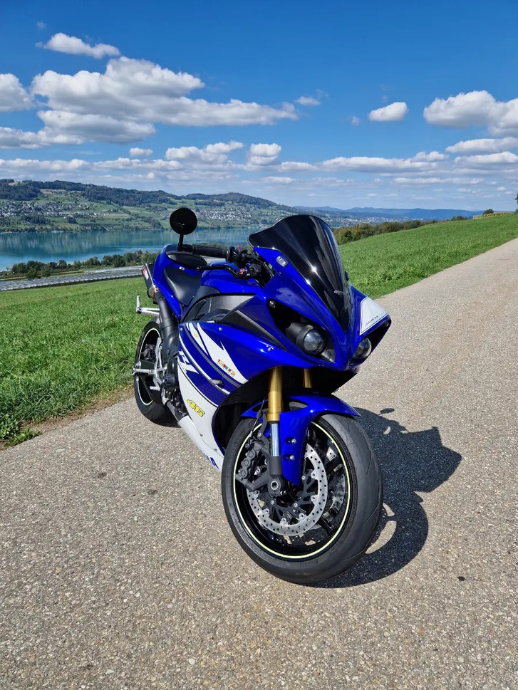 YAMAHA YZF-R1 50th Anniversary, top Zustand YAMAHA YAMAHA YZF-R1 50th Anniversary
