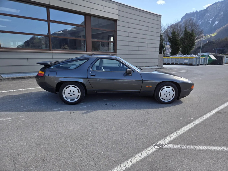 Porsche 928 5.0 S4