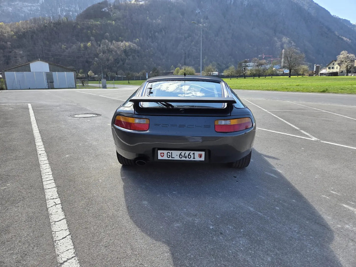 Porsche 928 5.0 S4