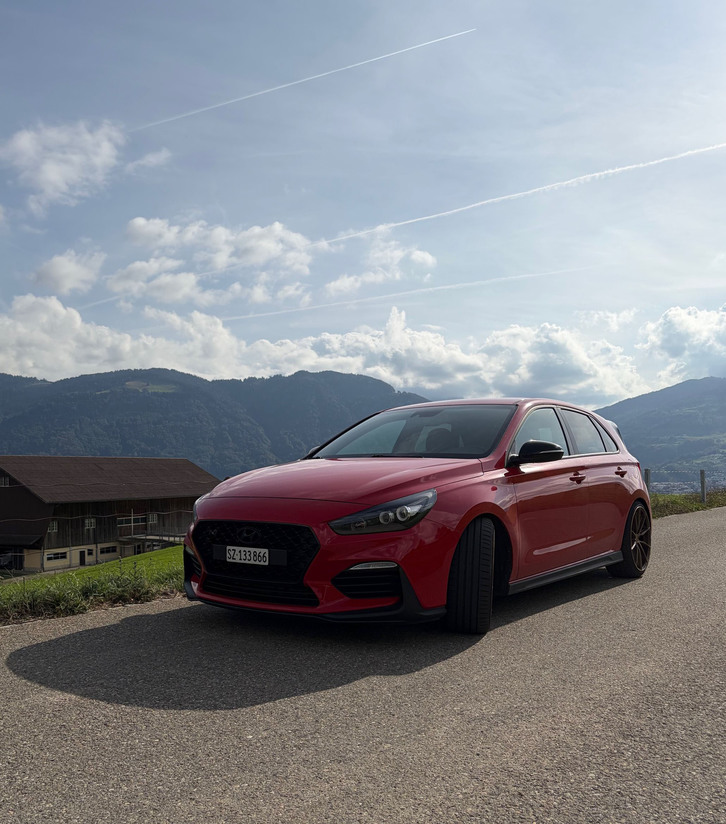 Hyundai i30 N 2.0 T-GDi: Sportlich & Stilvoll Hyundai Hyundai i30 N 2.0 T-GDi