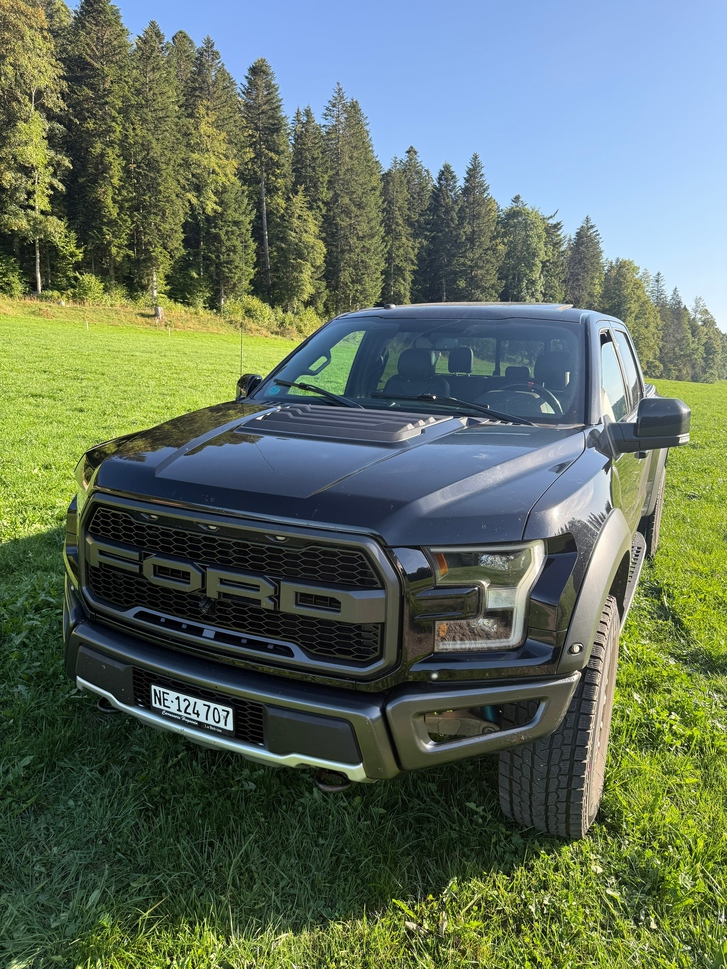 FORD F-150 Raptor FORD F-150 Raptor