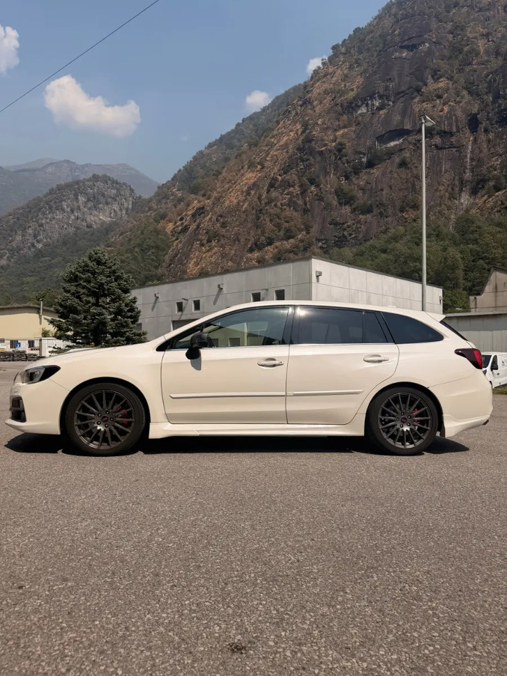 Subaru Levorg 1.6 DIT Luxury S AWD 2017 zu verkaufen Subaru Subaru Levorg 1.6 DIT Luxury S