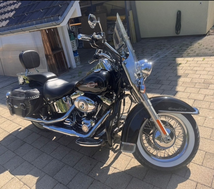HARLEY-DAVIDSON FLSTCI Softail Classic HARLEY-DAVIDSON FLSTCI Softail Classic